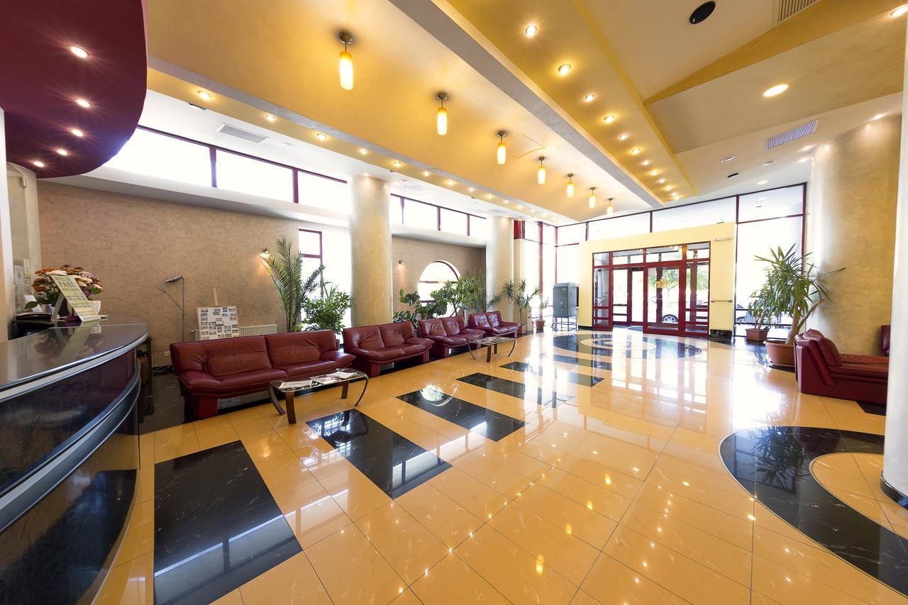 Hotel Parc อัลบายูเลีย ภายนอก รูปภาพ