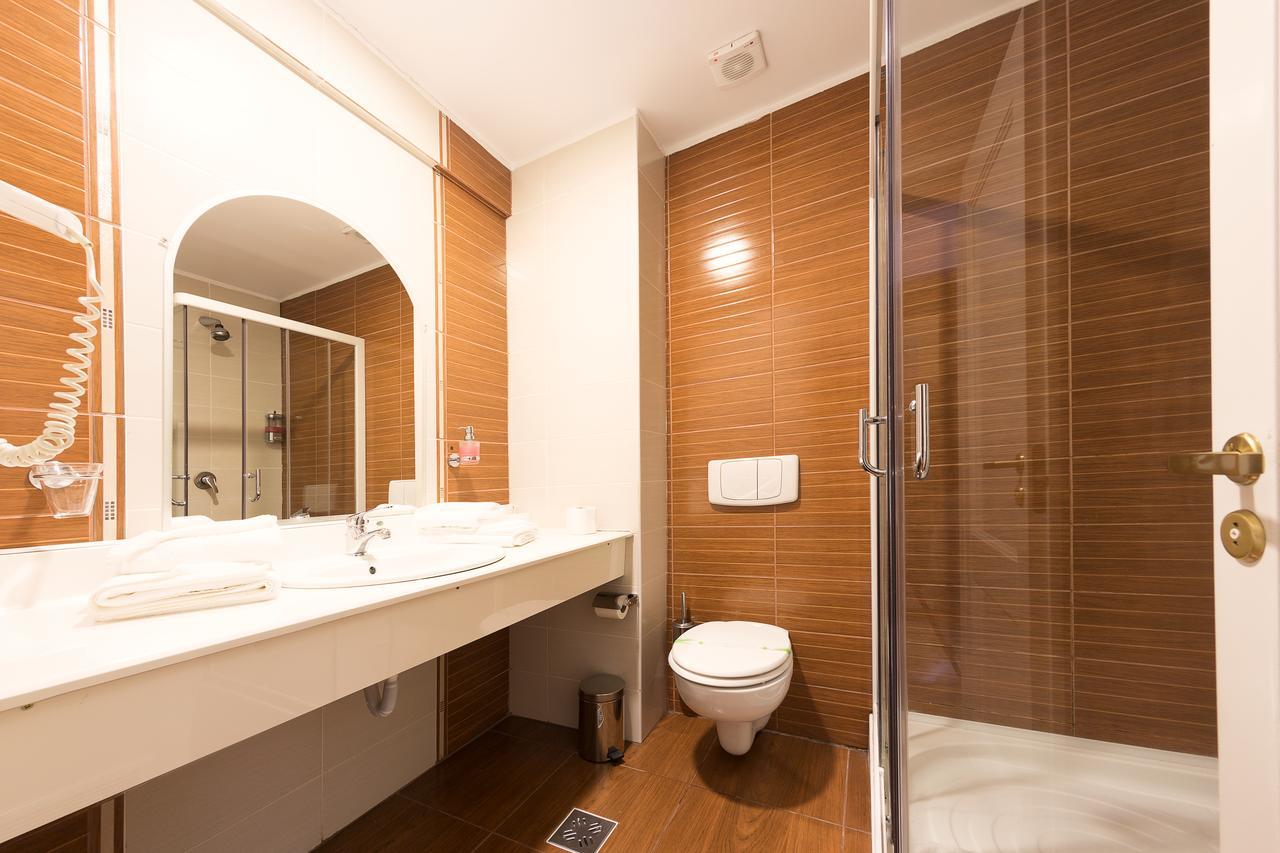 Hotel Parc อัลบายูเลีย ภายนอก รูปภาพ